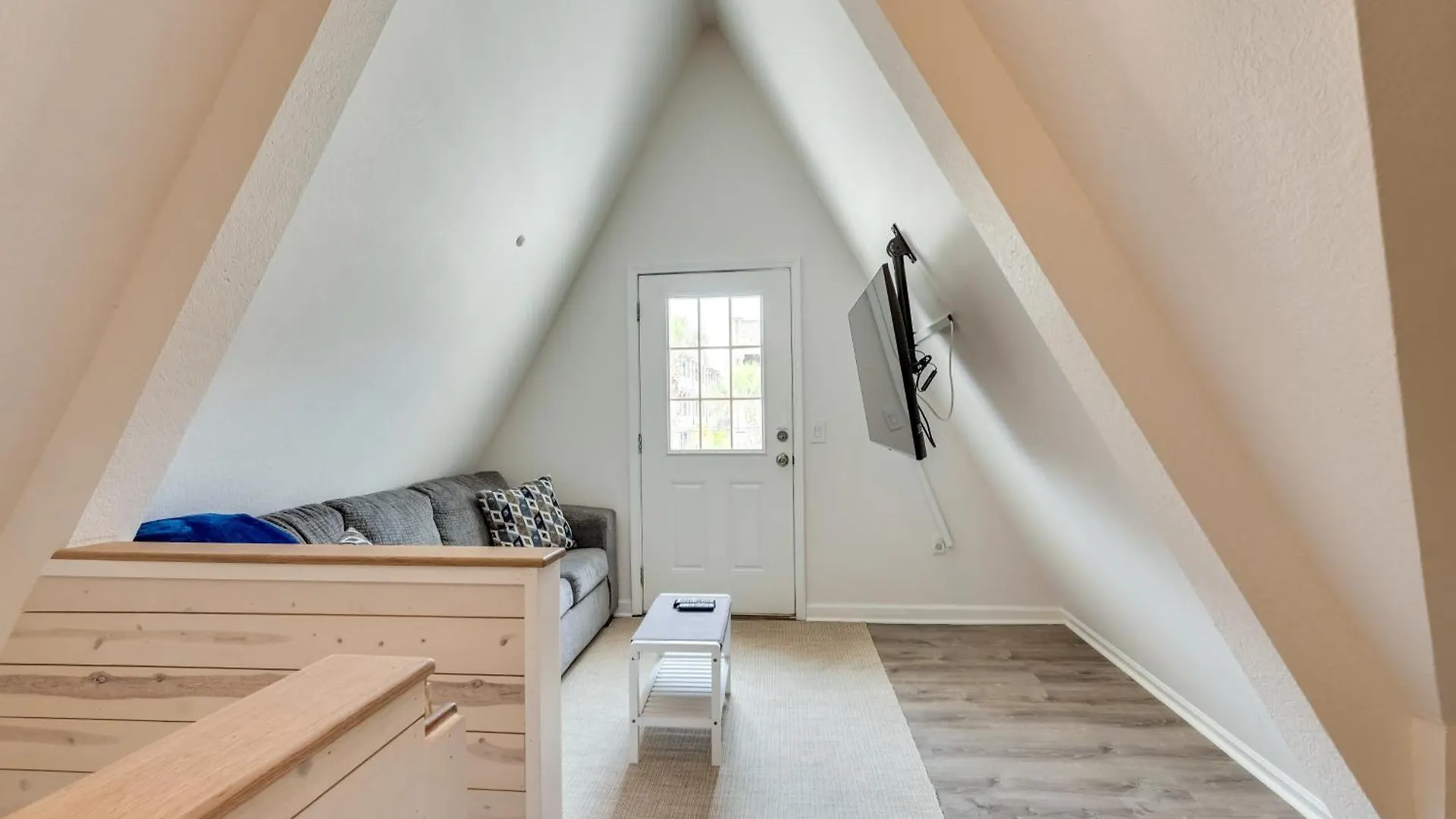 A-Frame Family Home With Fire Pit Near Beach! Panama City Beach Holiday home